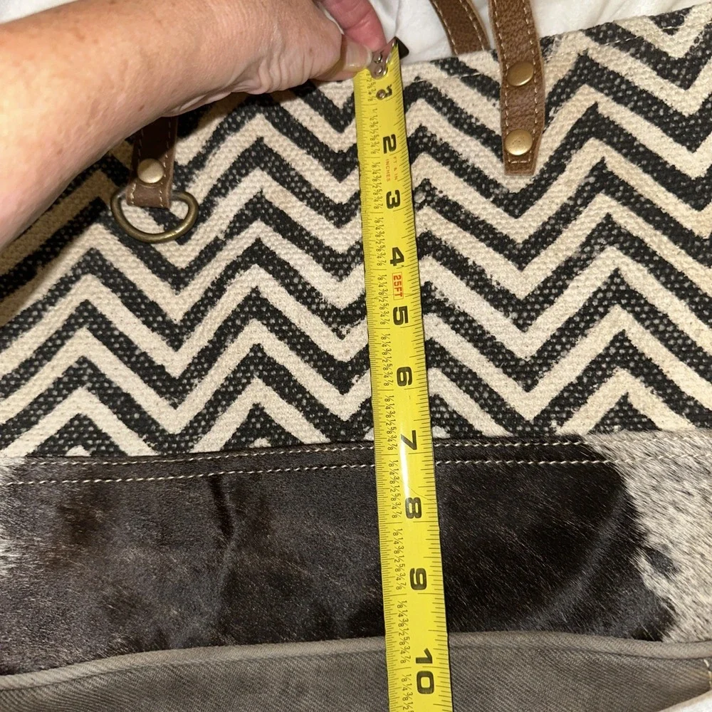 Myra Bag Shoulder Purse Womens Hair On Hide Boho Bag Canvas Zipper Closure - Picture 9 of 10